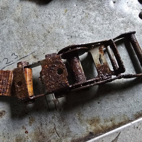 Surudijusi tvirtinimo dirzo sagtis